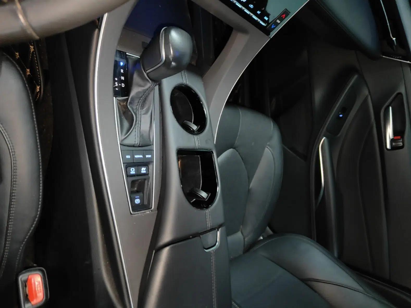 Toyota Avalon 2019 Dual-Engine 2.5L Luxury Edition China VI Standard — миниатюра 17