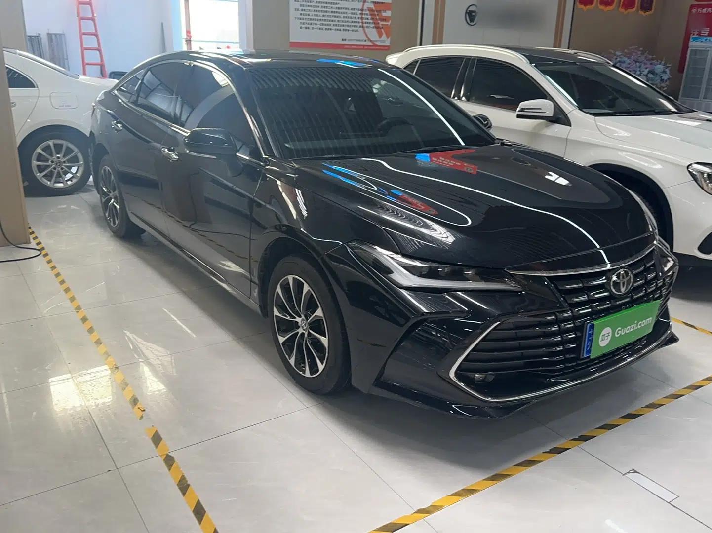 Toyota Avalon 2022 2.0L Luxury Edition — миниатюра 4