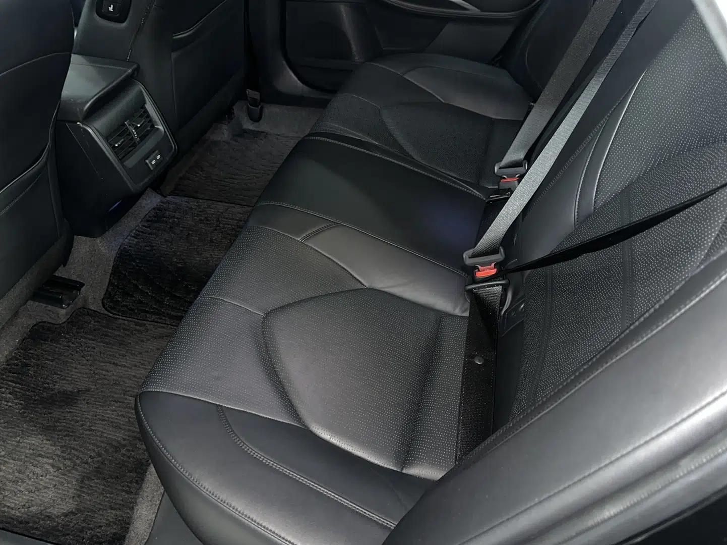 Toyota Avalon 2022 2.0L Luxury Edition — миниатюра 9