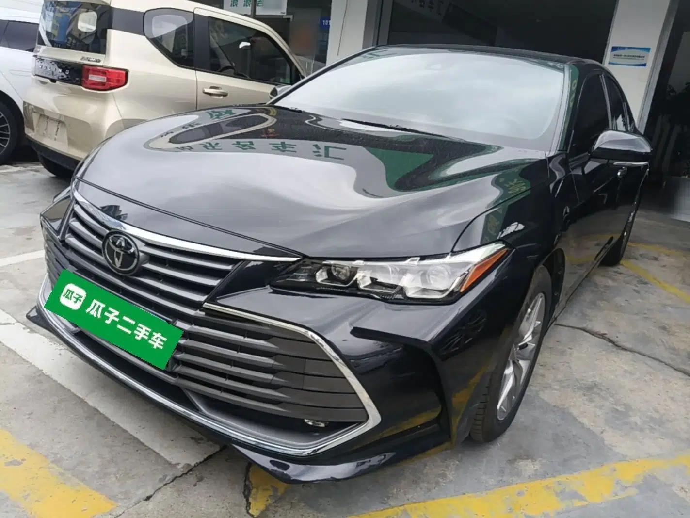 Toyota Avalon 2021 2.5L Luxury Edition — миниатюра 1