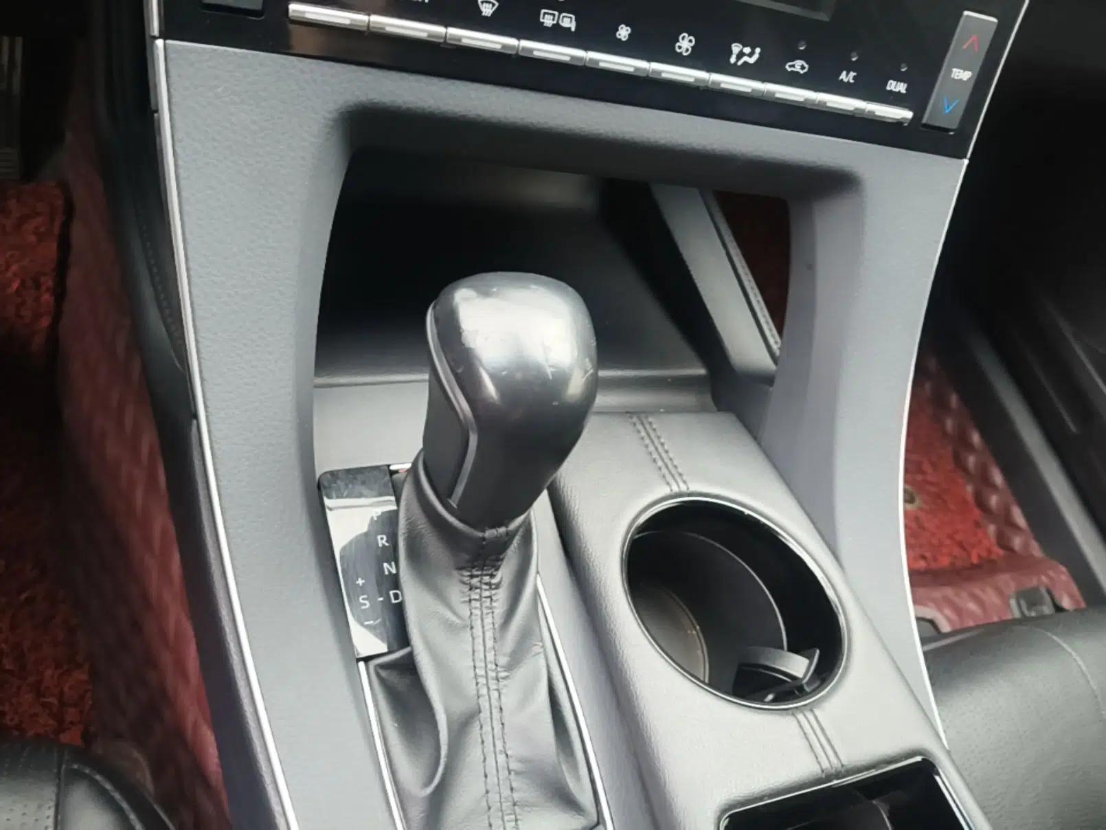 Toyota Avalon 2021 2.5L Luxury Edition — миниатюра 16