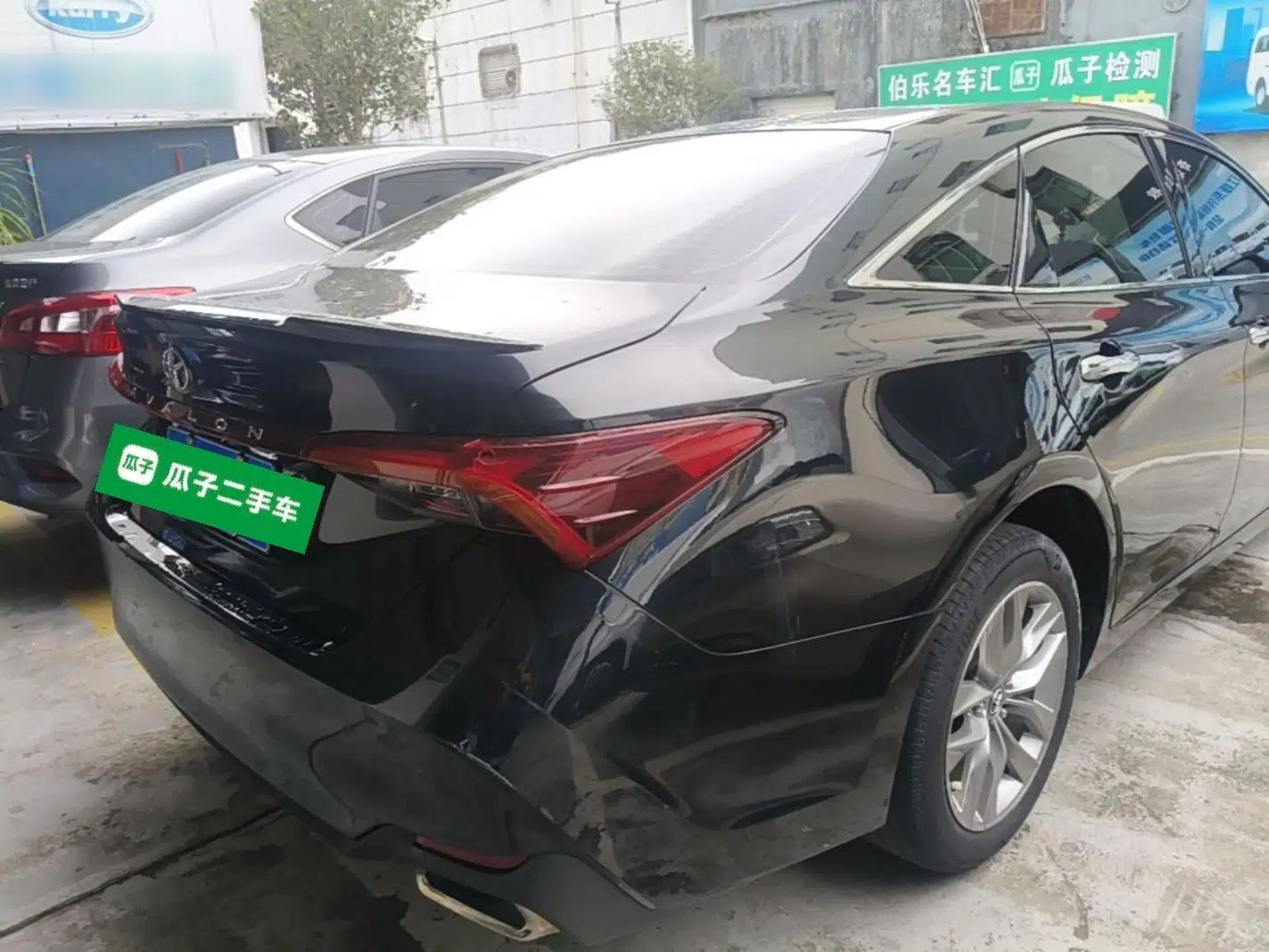 Toyota Avalon 2021 2.5L Luxury Edition — миниатюра 4