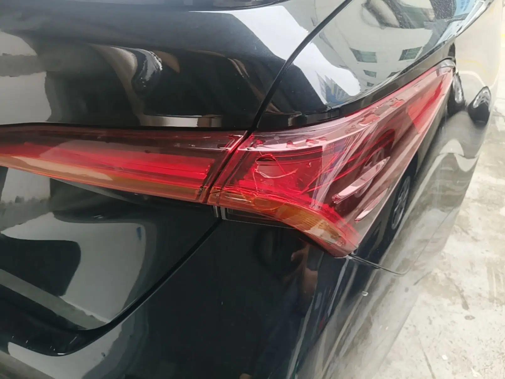 Toyota Avalon 2021 2.5L Luxury Edition — миниатюра 8