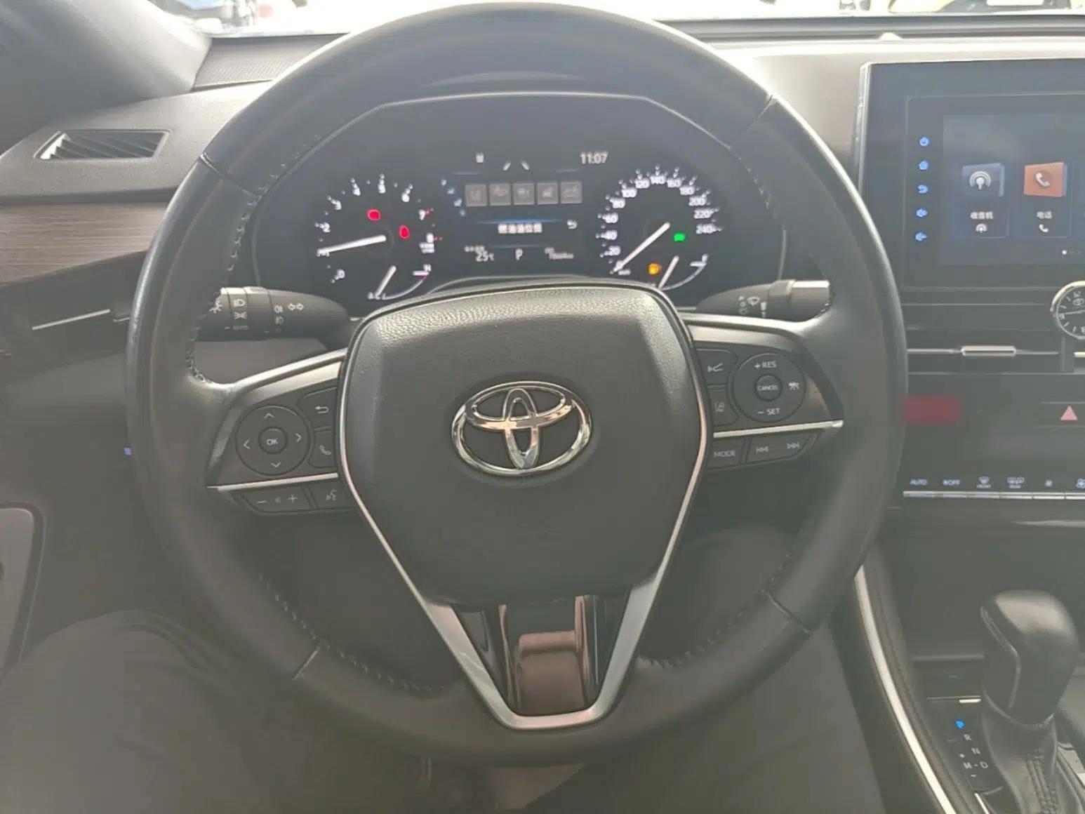 Toyota Avalon 2023 2.0L Premium Edition — миниатюра 14