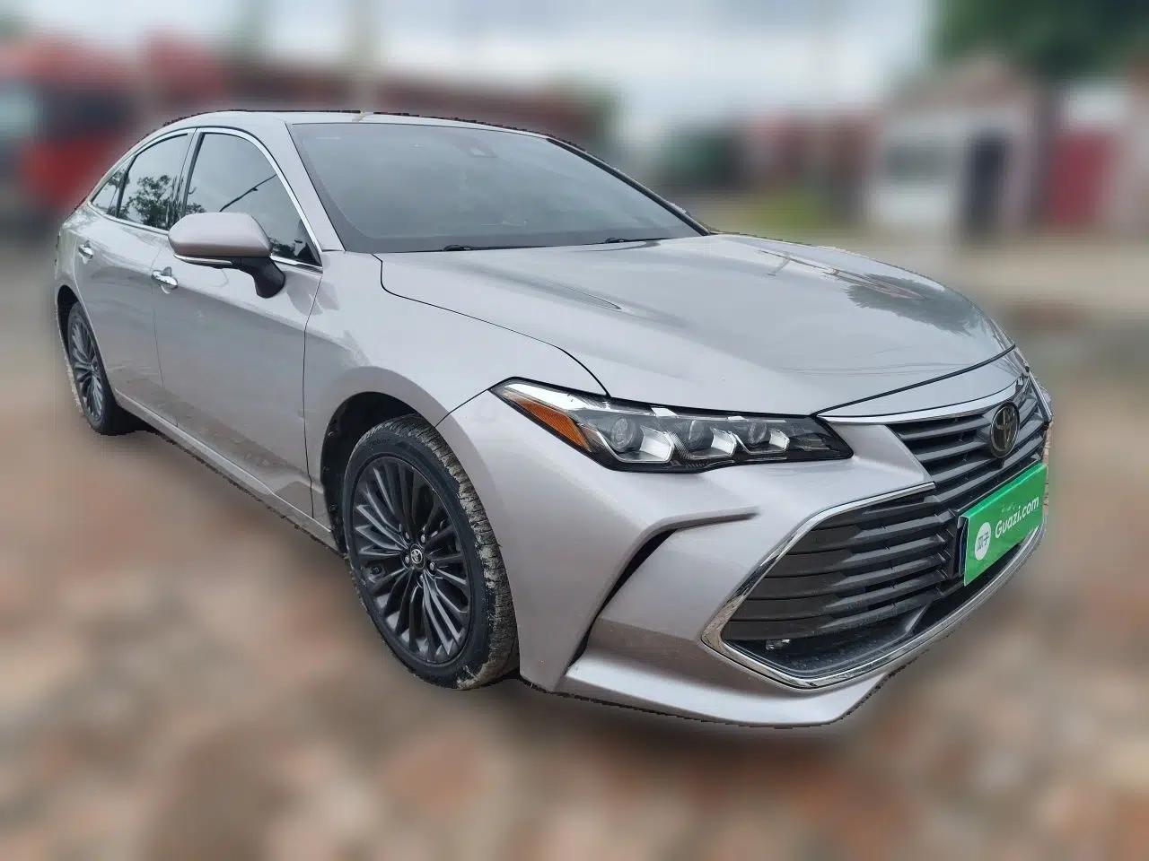 Toyota Avalon 2019 2.0L XLE Premium Edition China VI — миниатюра 3
