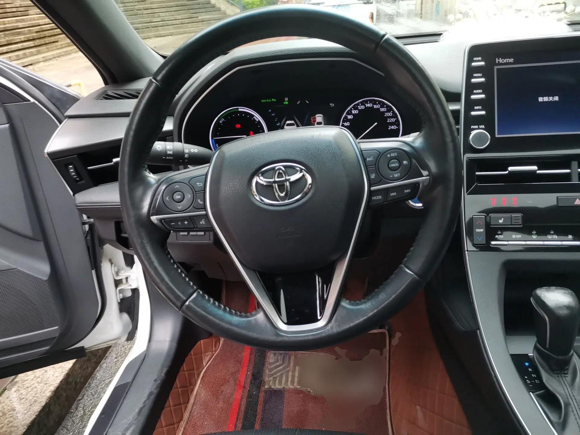 Toyota Avalon 2019 Dual-Engine 2.5L XLE Prestige Version China VI Standard — миниатюра 11