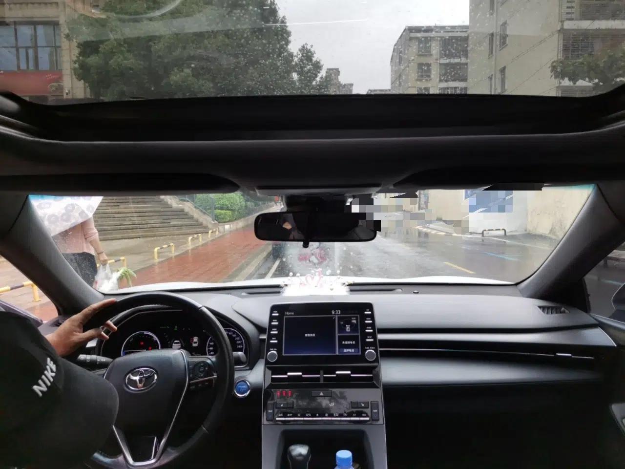 Toyota Avalon 2019 Dual-Engine 2.5L XLE Prestige Version China VI Standard — миниатюра 19