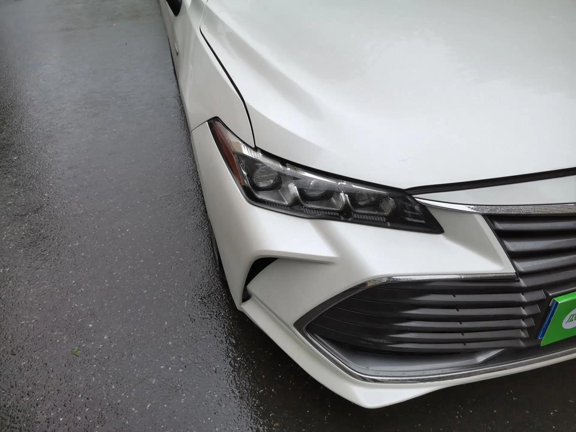 Toyota Avalon 2019 Dual-Engine 2.5L XLE Prestige Version China VI Standard — миниатюра 7