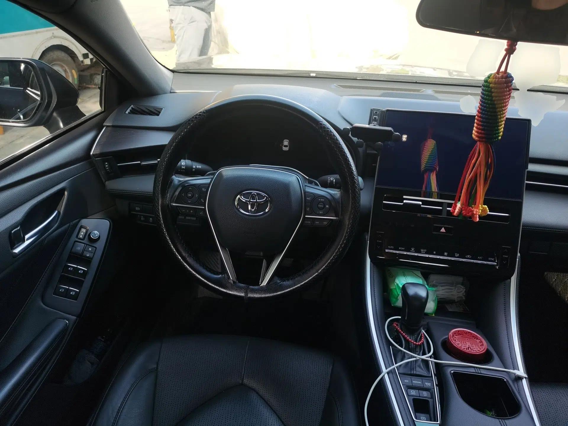 Toyota Avalon 2023 2.5L Luxury Edition — миниатюра 11
