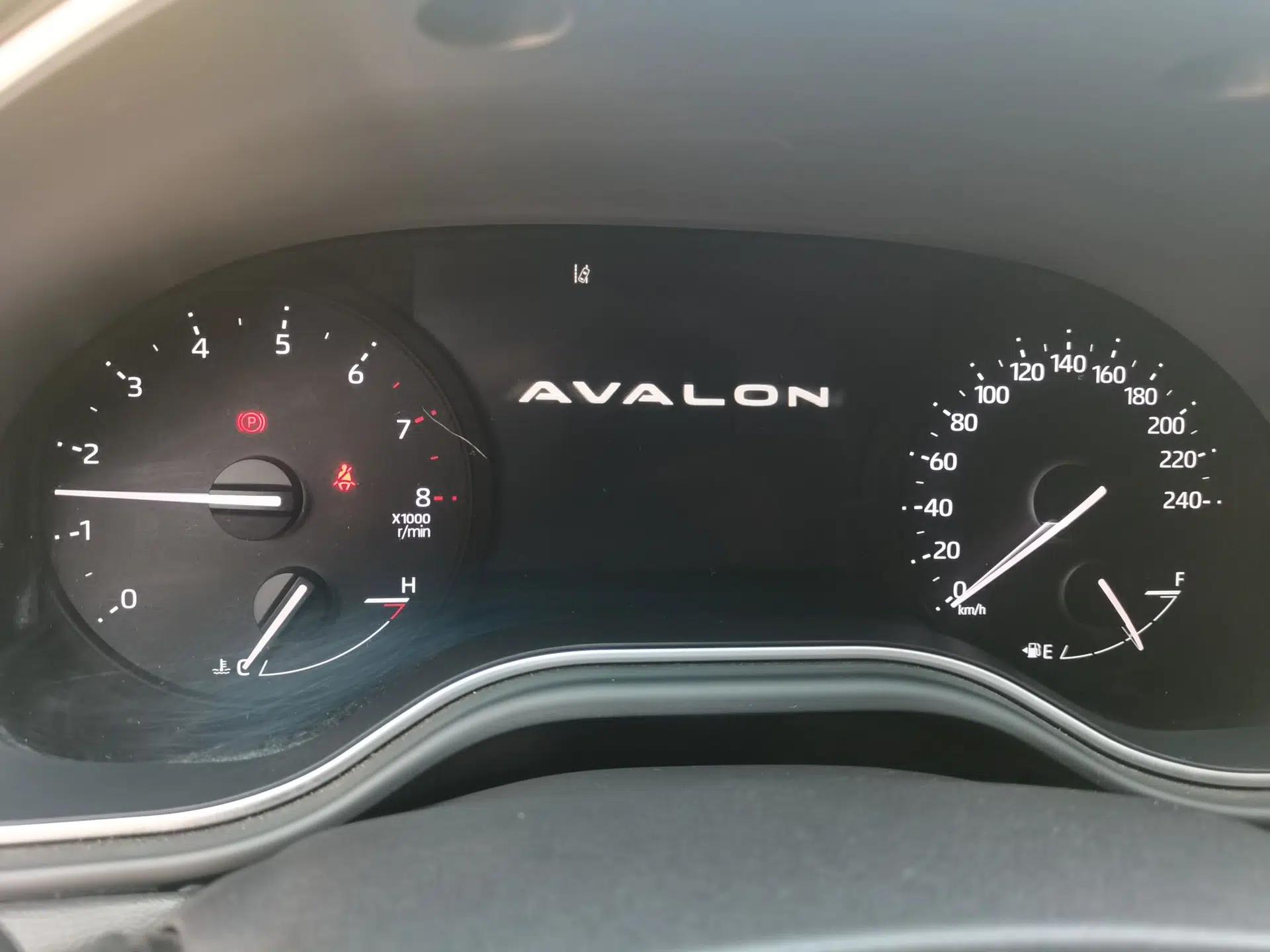 Toyota Avalon 2023 2.5L Luxury Edition — миниатюра 12