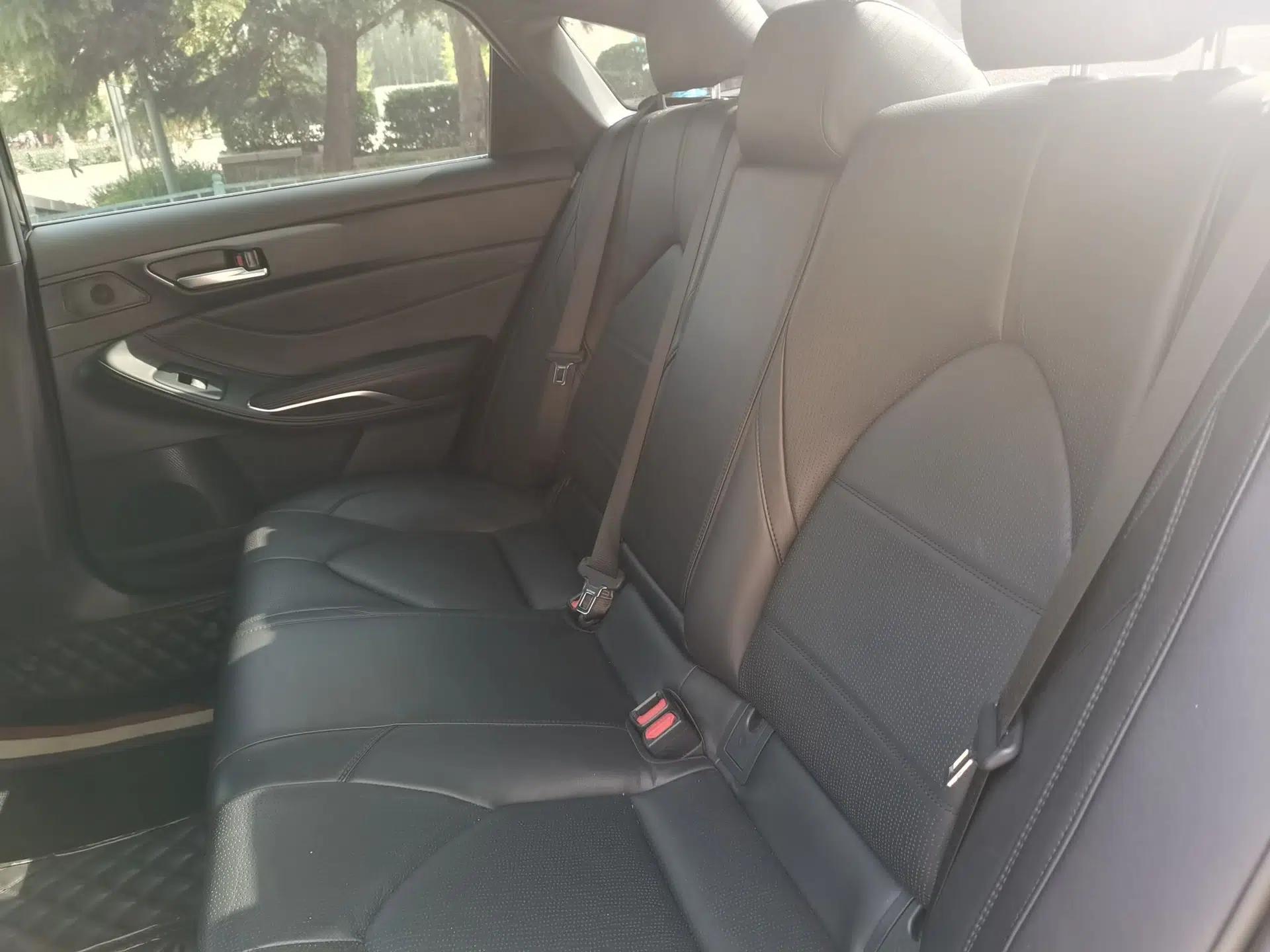 Toyota Avalon 2023 2.5L Luxury Edition — миниатюра 18