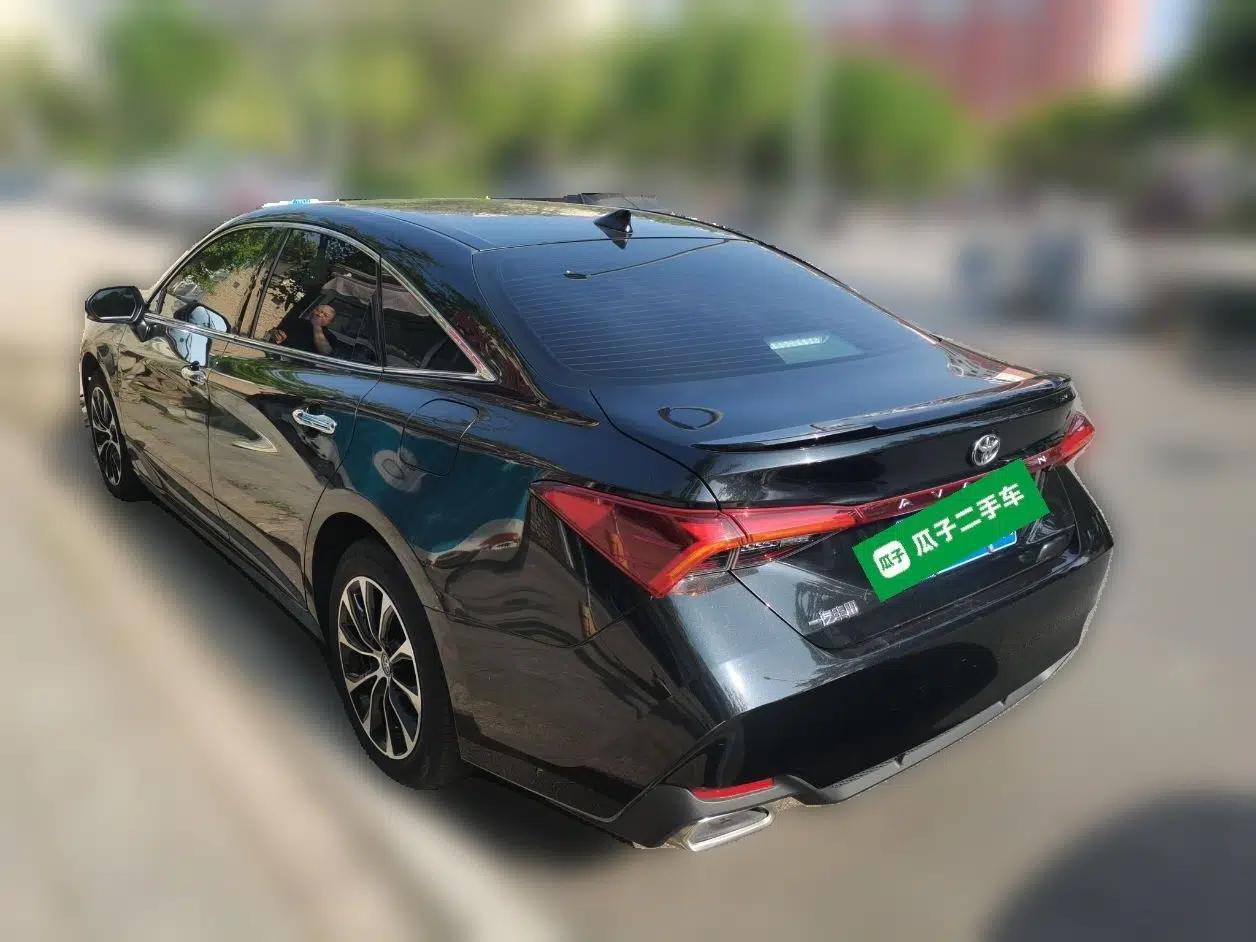 Toyota Avalon 2023 2.5L Luxury Edition — миниатюра 4