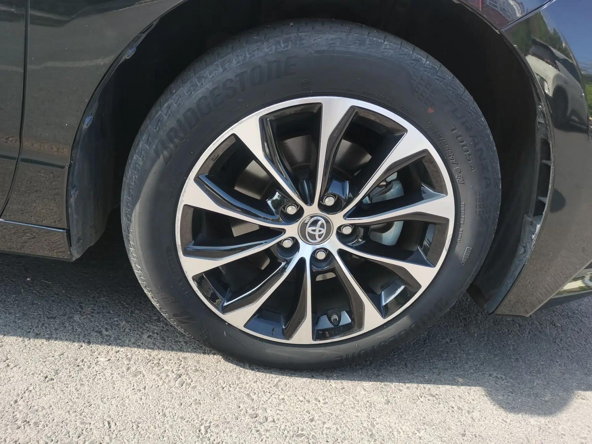 Toyota Avalon 2023 2.5L Luxury Edition — миниатюра 8