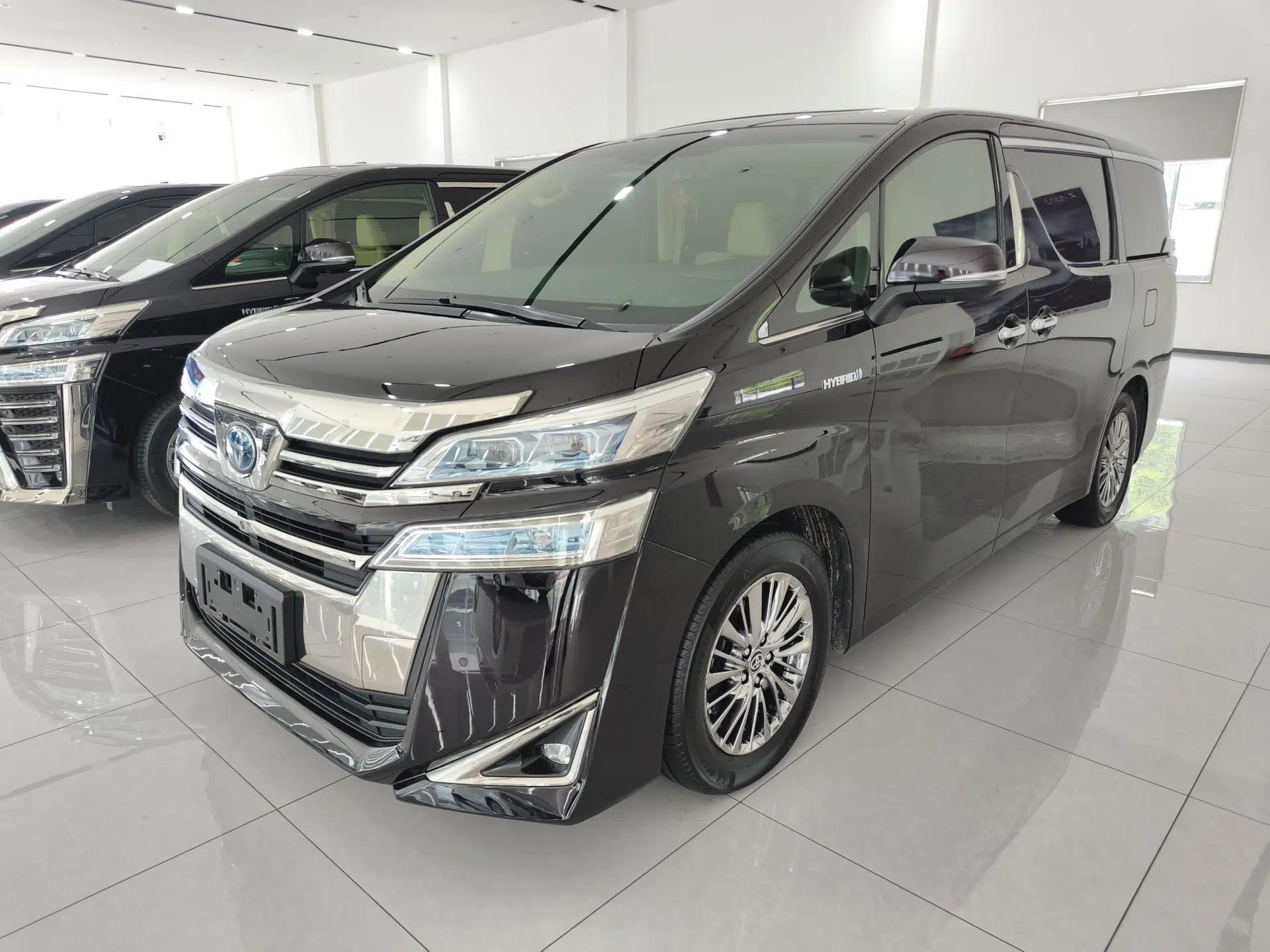 Toyota Vellfire 2019 Dual-Engine 2.5L HV Prestige Edition — миниатюра 1