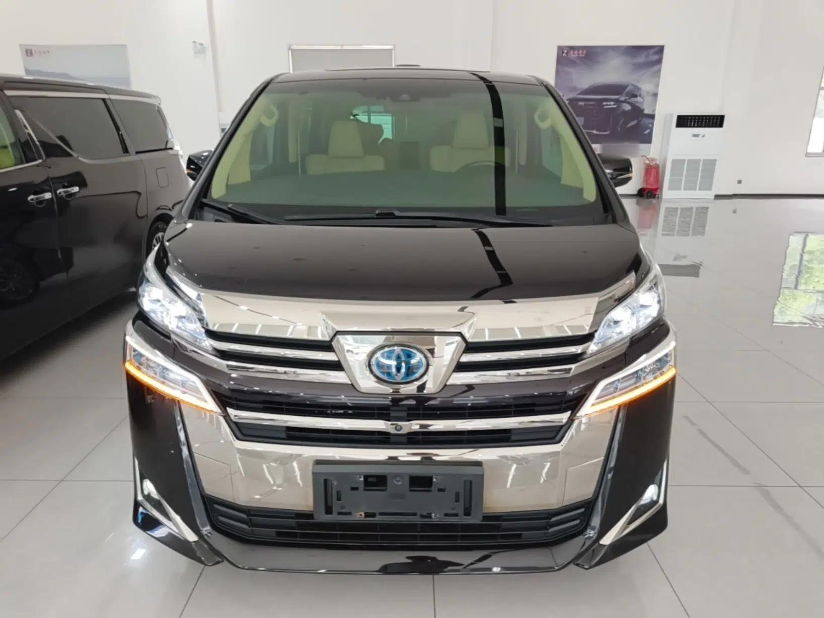 Toyota Vellfire 2019 Dual-Engine 2.5L HV Prestige Edition — миниатюра 2