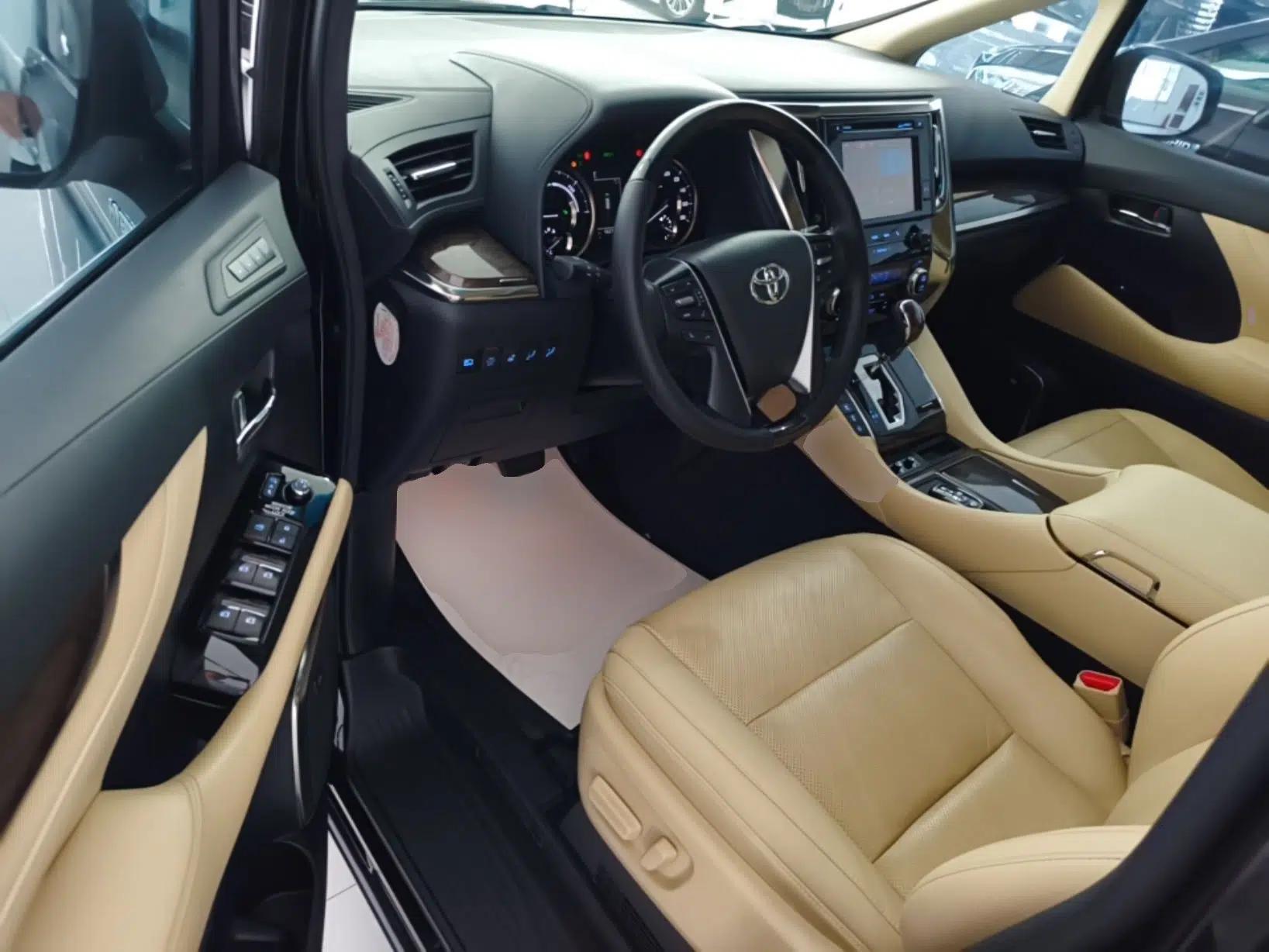 Toyota Vellfire 2019 Dual-Engine 2.5L HV Prestige Edition — миниатюра 18