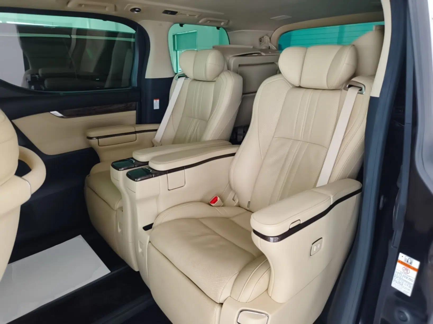 Toyota Vellfire 2019 Dual-Engine 2.5L HV Prestige Edition — миниатюра 19