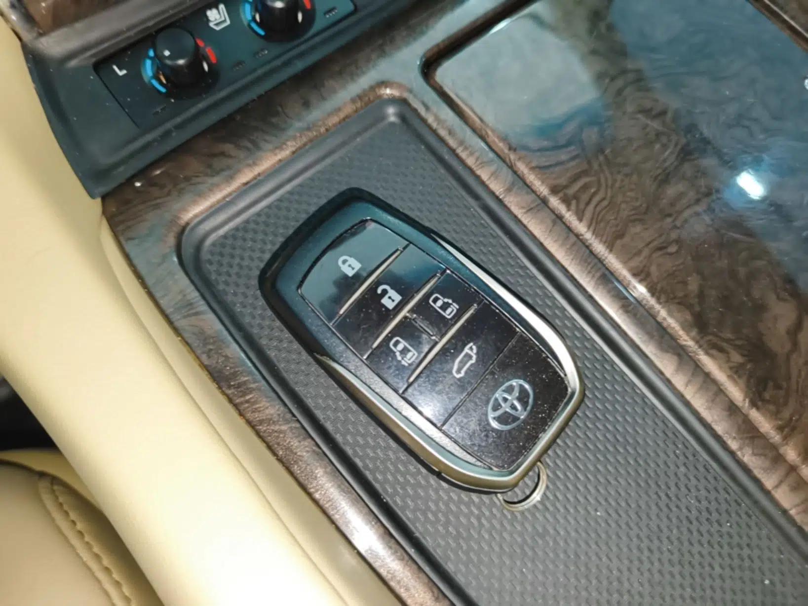 Toyota Vellfire 2019 Dual-Engine 2.5L HV Prestige Edition — миниатюра 22