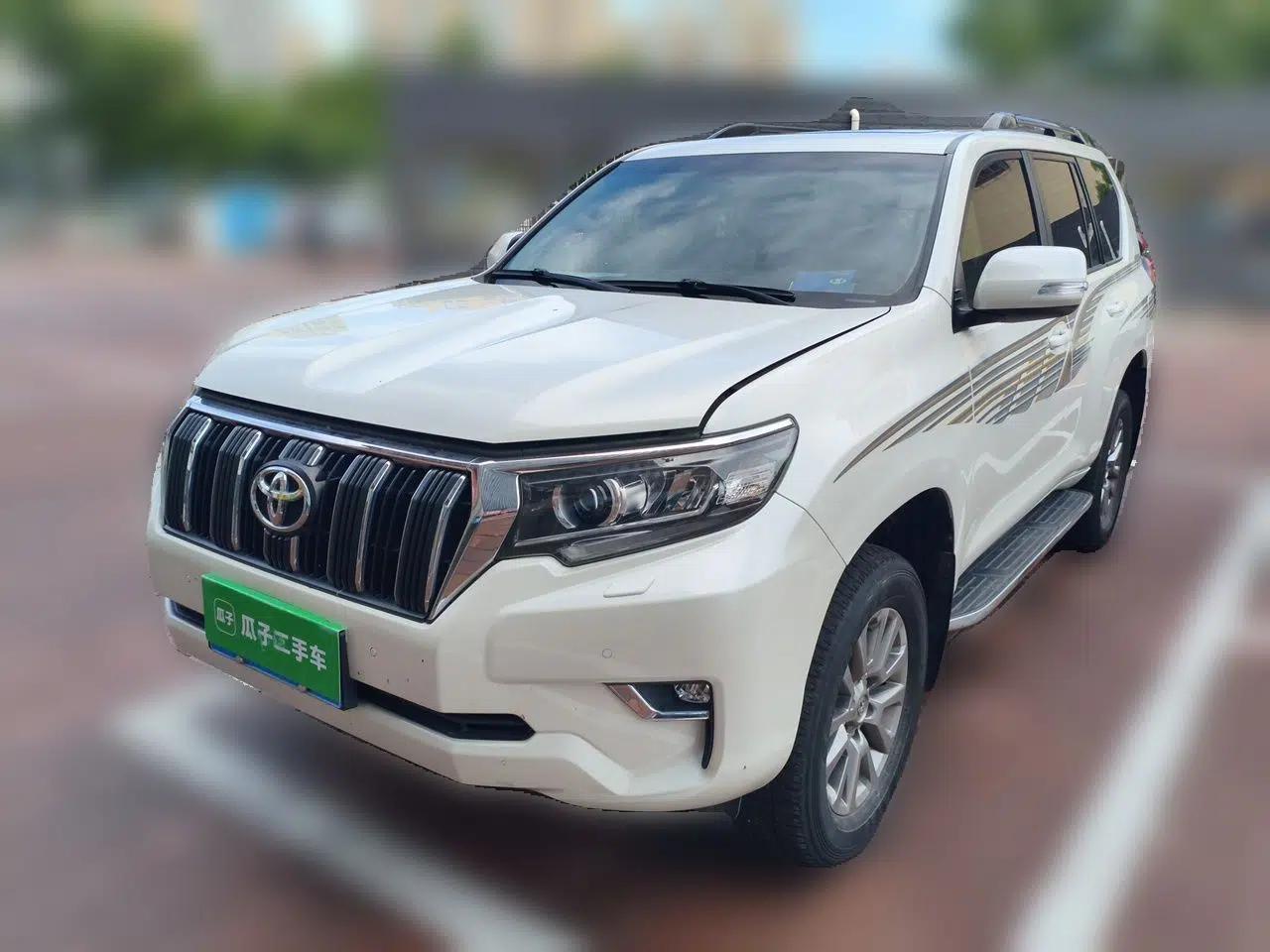 Toyota Prado 2018 3.5L Automatic TX-L with Rear-Mounted Spare Tire — миниатюра 1