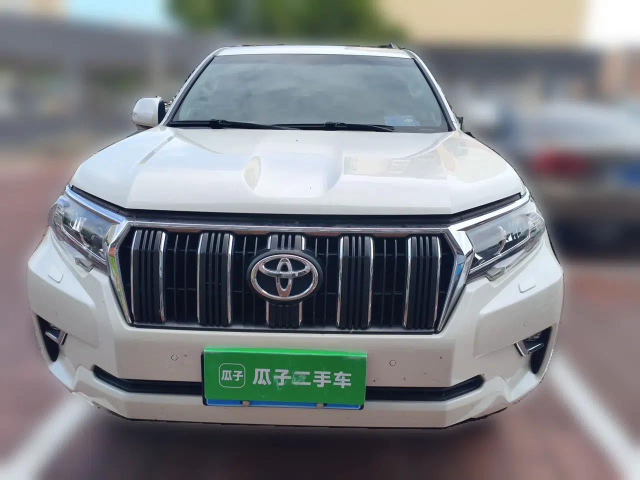 Toyota Prado 2018 3.5L Automatic TX-L with Rear-Mounted Spare Tire — миниатюра 2
