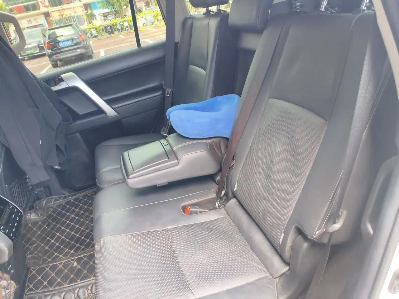 Toyota Prado 2018 3.5L Automatic TX-L with Rear-Mounted Spare Tire — миниатюра 18