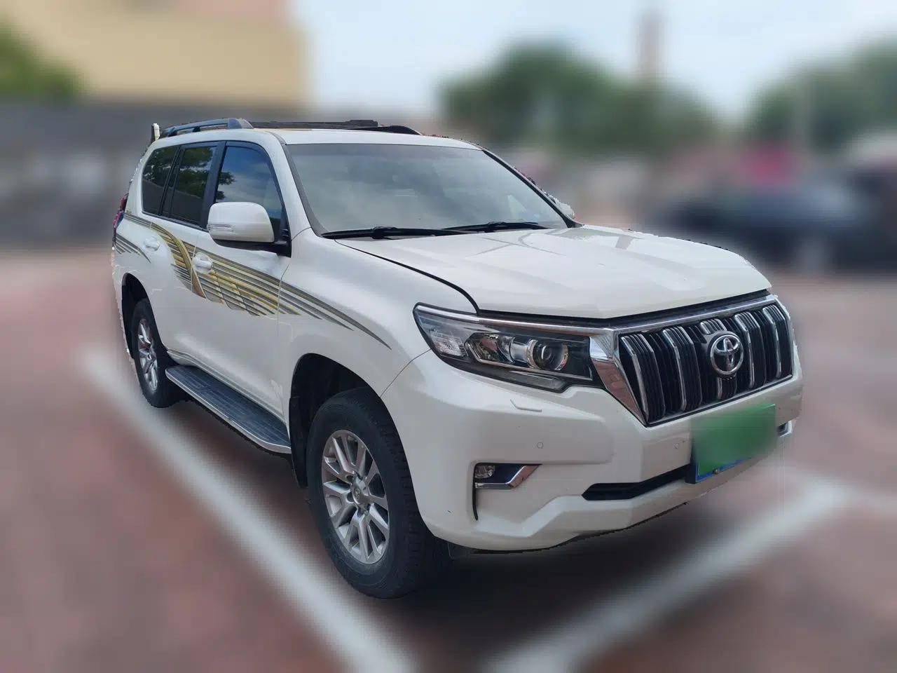 Toyota Prado 2018 3.5L Automatic TX-L with Rear-Mounted Spare Tire — миниатюра 3