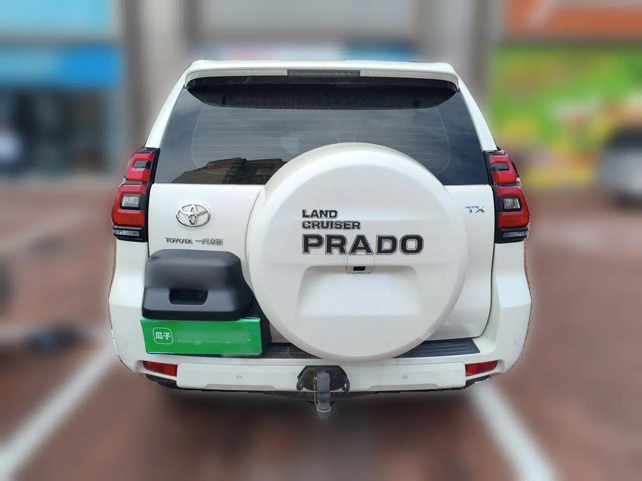 Toyota Prado 2018 3.5L Automatic TX-L with Rear-Mounted Spare Tire — миниатюра 5