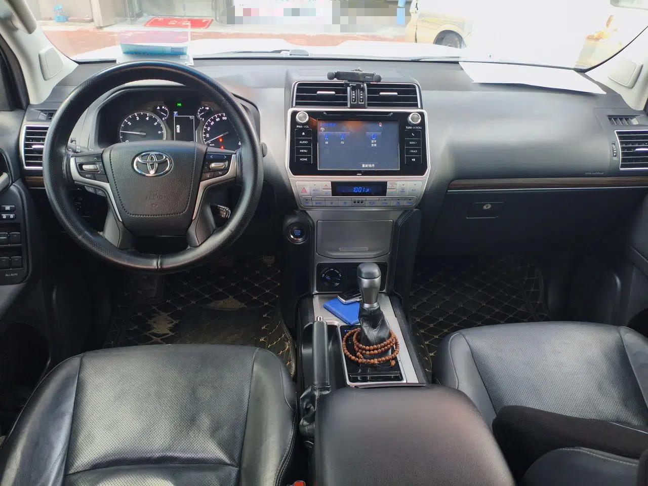 Toyota Prado 2018 3.5L Automatic TX-L with Rear-Mounted Spare Tire — миниатюра 10