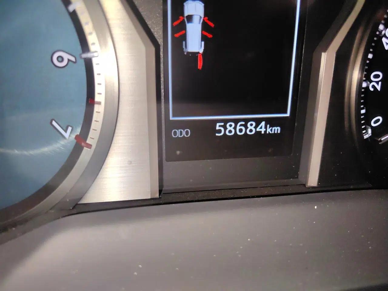 Toyota Prado 2019 3.5L Automatic TX-L Deluxe Edition with Rear-Mounted Spare Tire — миниатюра 13