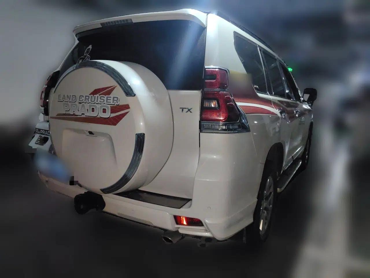 Toyota Prado 2019 3.5L Automatic TX-L Deluxe Edition with Rear-Mounted Spare Tire — миниатюра 6