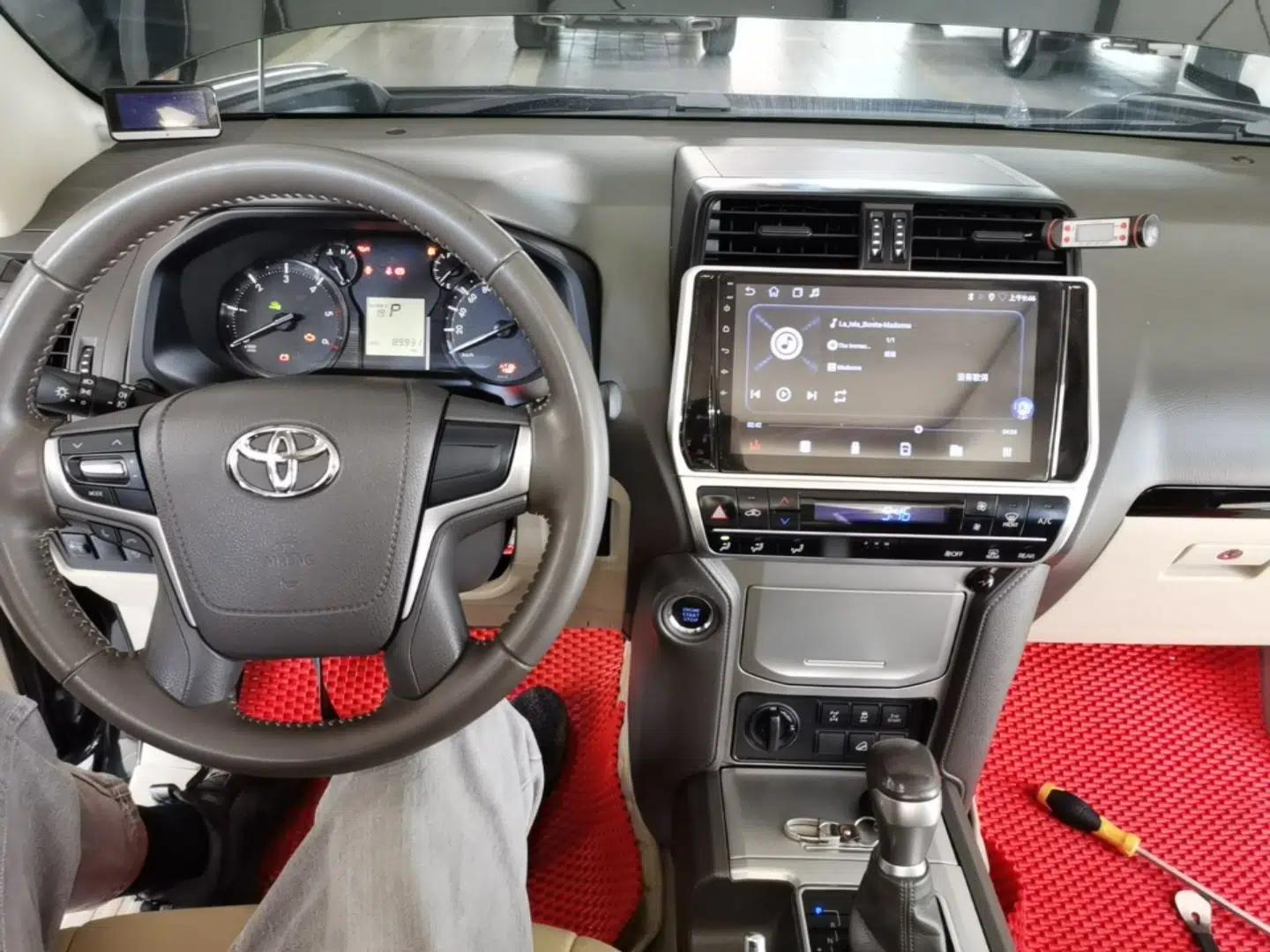 Toyota Prado  — миниатюра 13