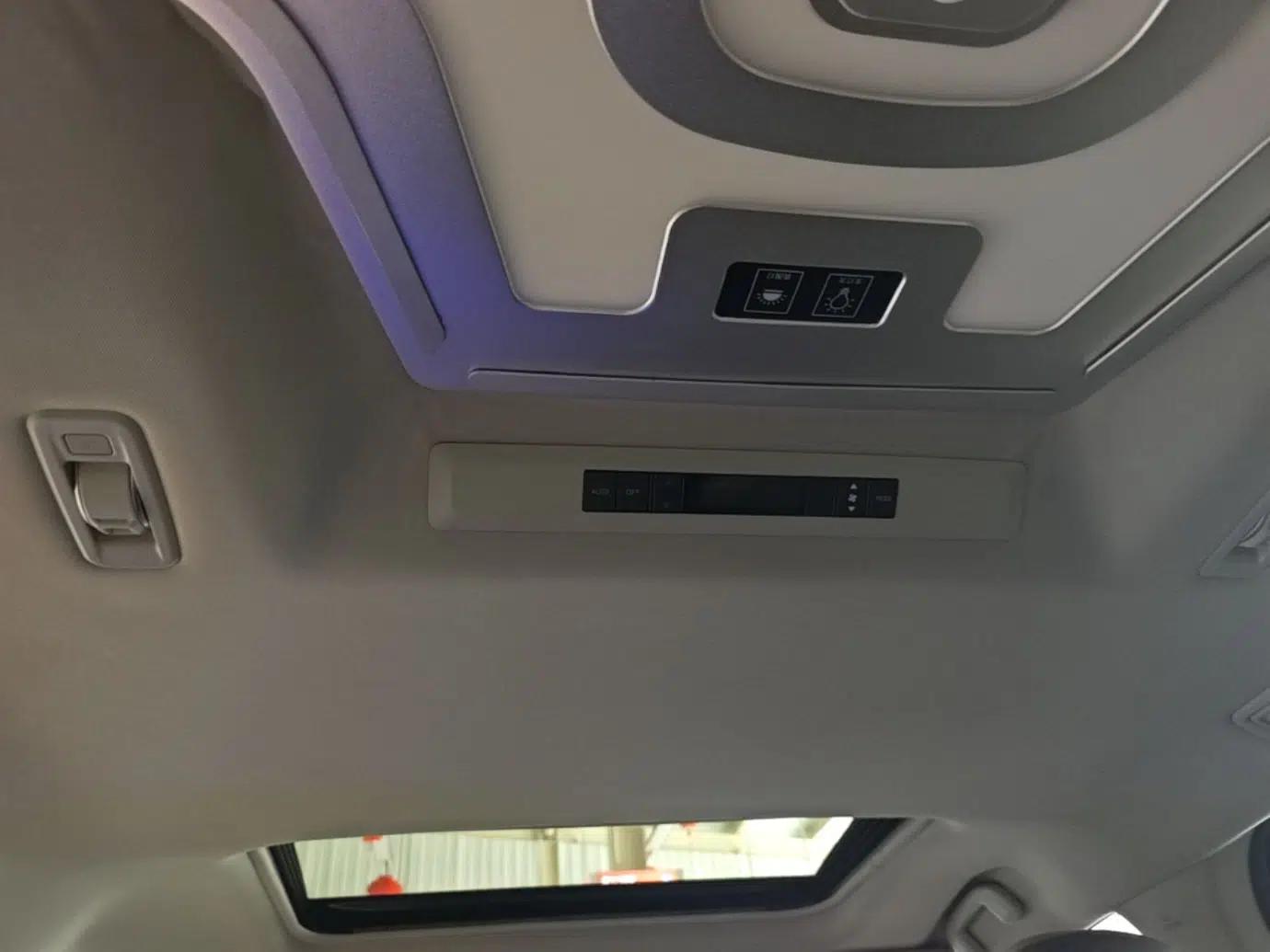 Toyota SIENNA 2024 2.5L Hybrid Comfort Edition — миниатюра 21