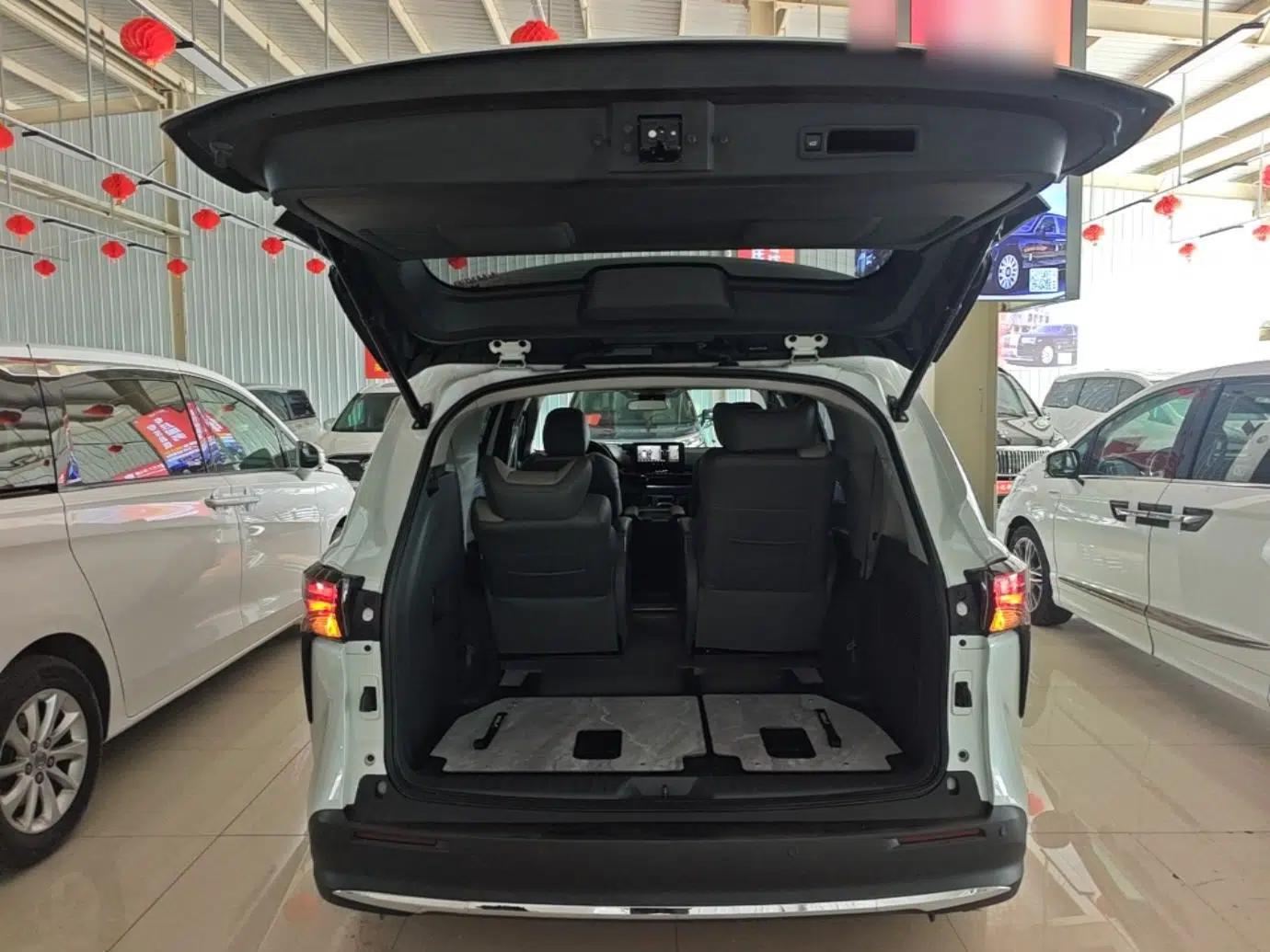 Toyota SIENNA 2024 2.5L Hybrid Comfort Edition — миниатюра 22
