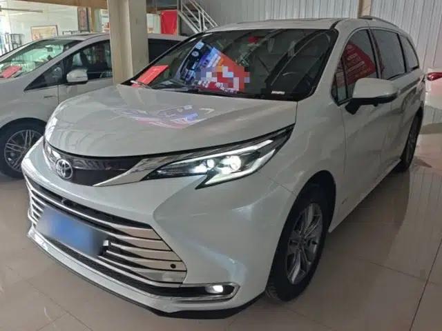Toyota SIENNA 2024 2.5L Hybrid Comfort Edition