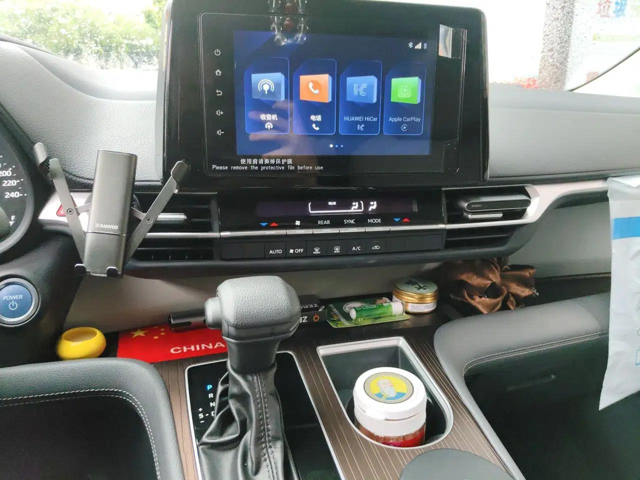 Toyota SIENNA 2023 2.5L Hybrid Comfort Edition — миниатюра 14