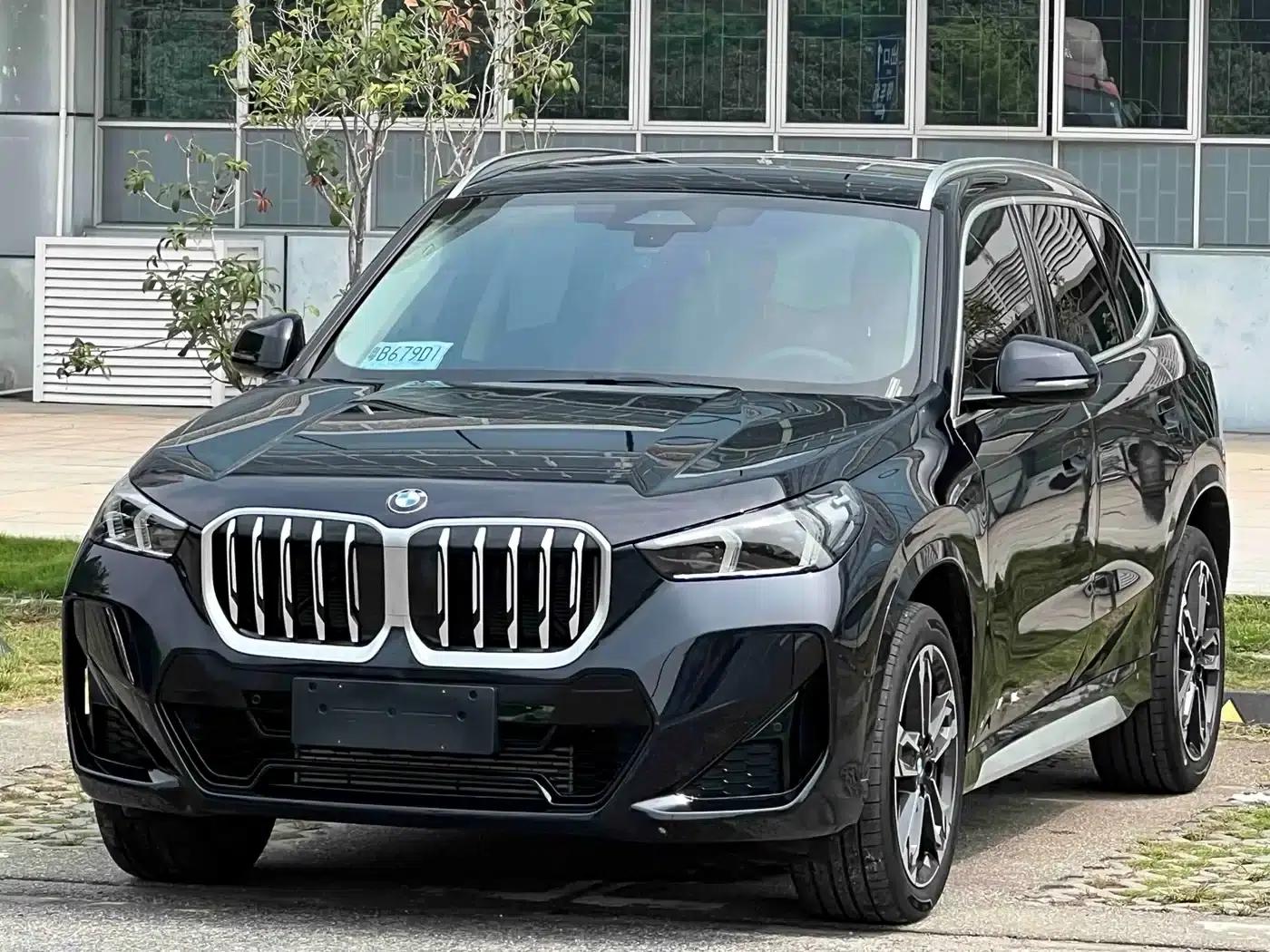 BMW X1 2026 sDrive25Li X Design Package — миниатюра 1