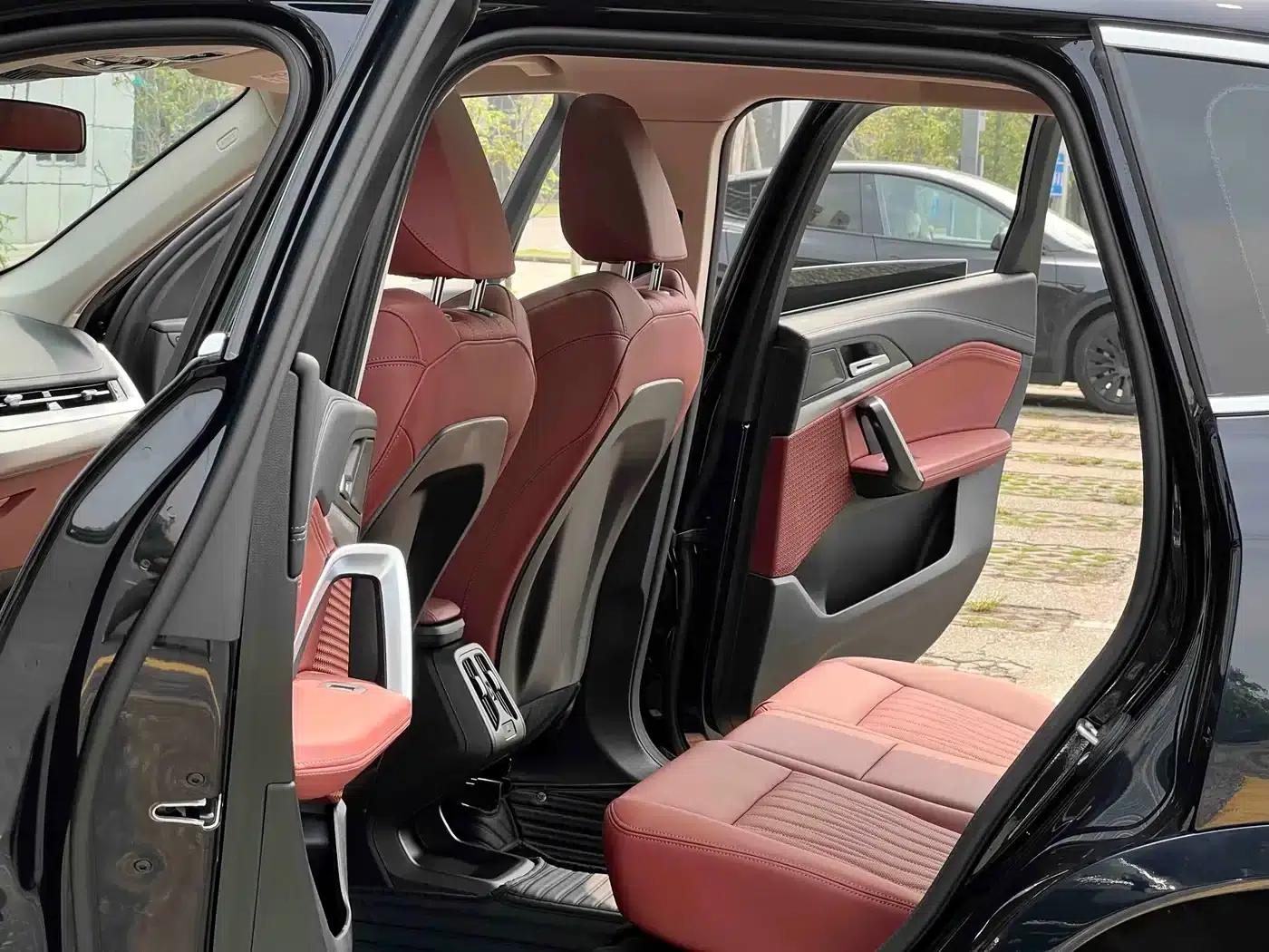 BMW X1 2026 sDrive25Li X Design Package — миниатюра 9