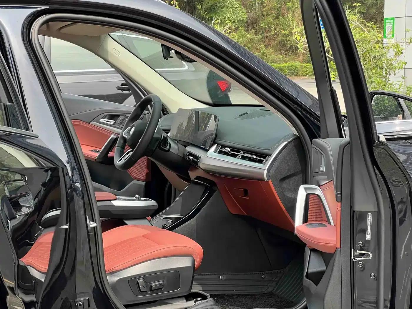 BMW X1 2026 sDrive25Li X Design Package — миниатюра 10