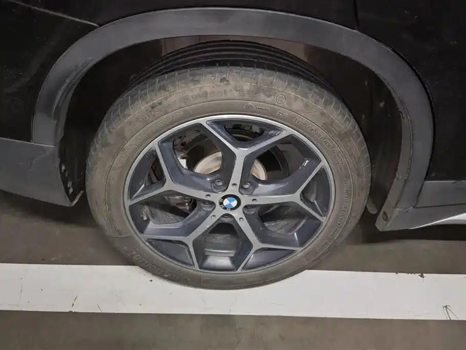 BMW X1 2019 xDrive20Li Premium — миниатюра 6