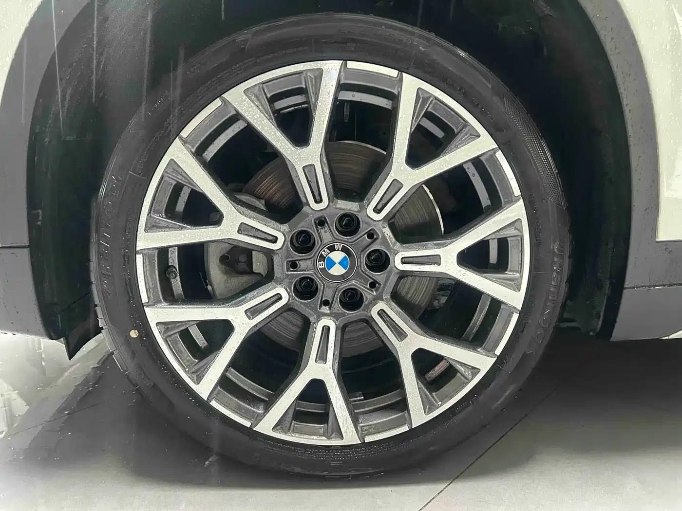 BMW X1 2020 xDrive25Li Premium — миниатюра 3