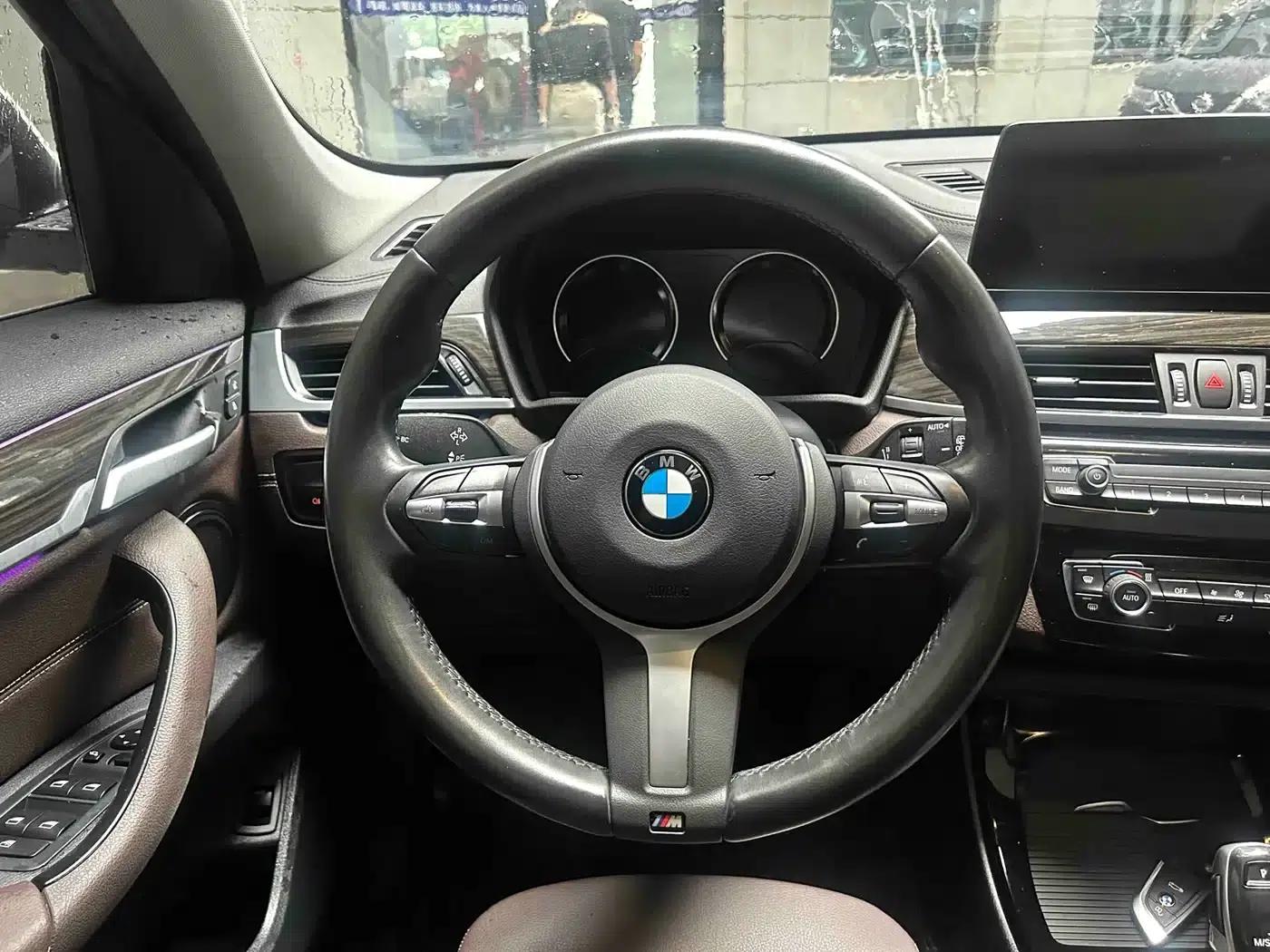 BMW X1 2020 xDrive25Li Premium — миниатюра 8