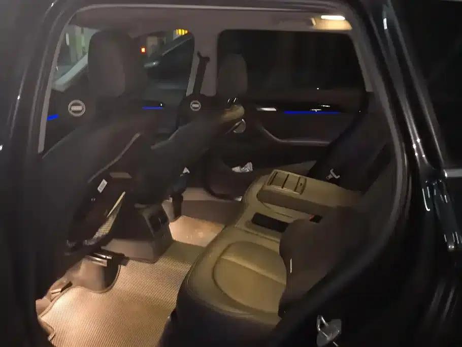 BMW X1 2021 sDrive25Li Leading Edition — миниатюра 11