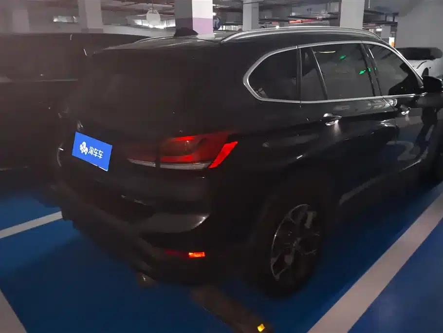 BMW X1 2021 sDrive25Li Leading Edition — миниатюра 3