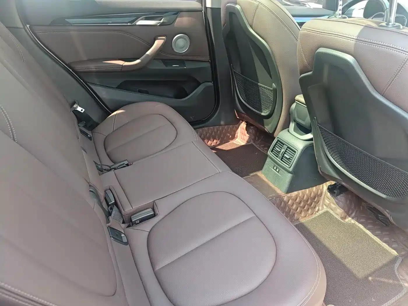 BMW X1 2021 sDrive25Li Leading Edition — миниатюра 5