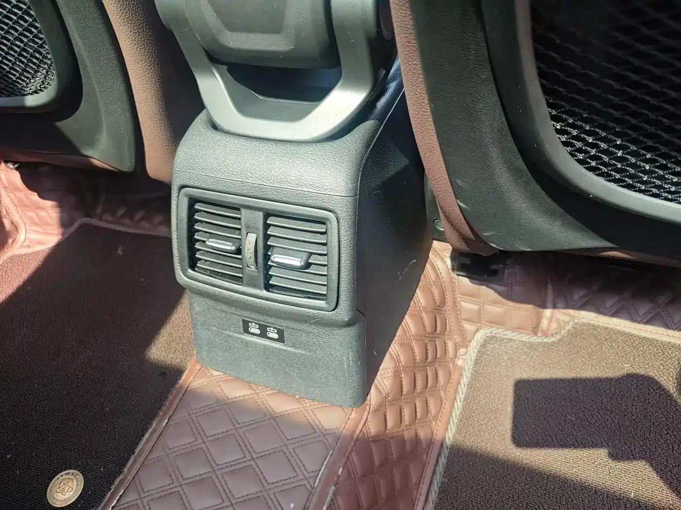 BMW X1 2021 sDrive25Li Leading Edition — миниатюра 7