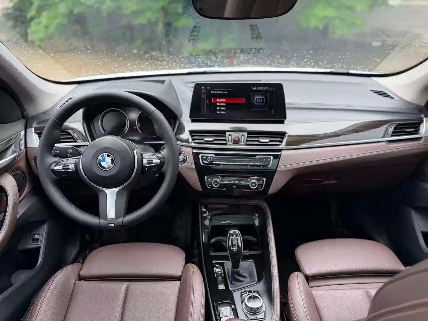 BMW X1 2020 xDrive25Li Premium — миниатюра 9