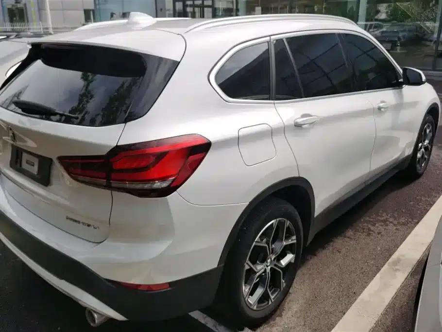 BMW X1 2021 Facelift sDrive25Li Leading Edition — миниатюра 3