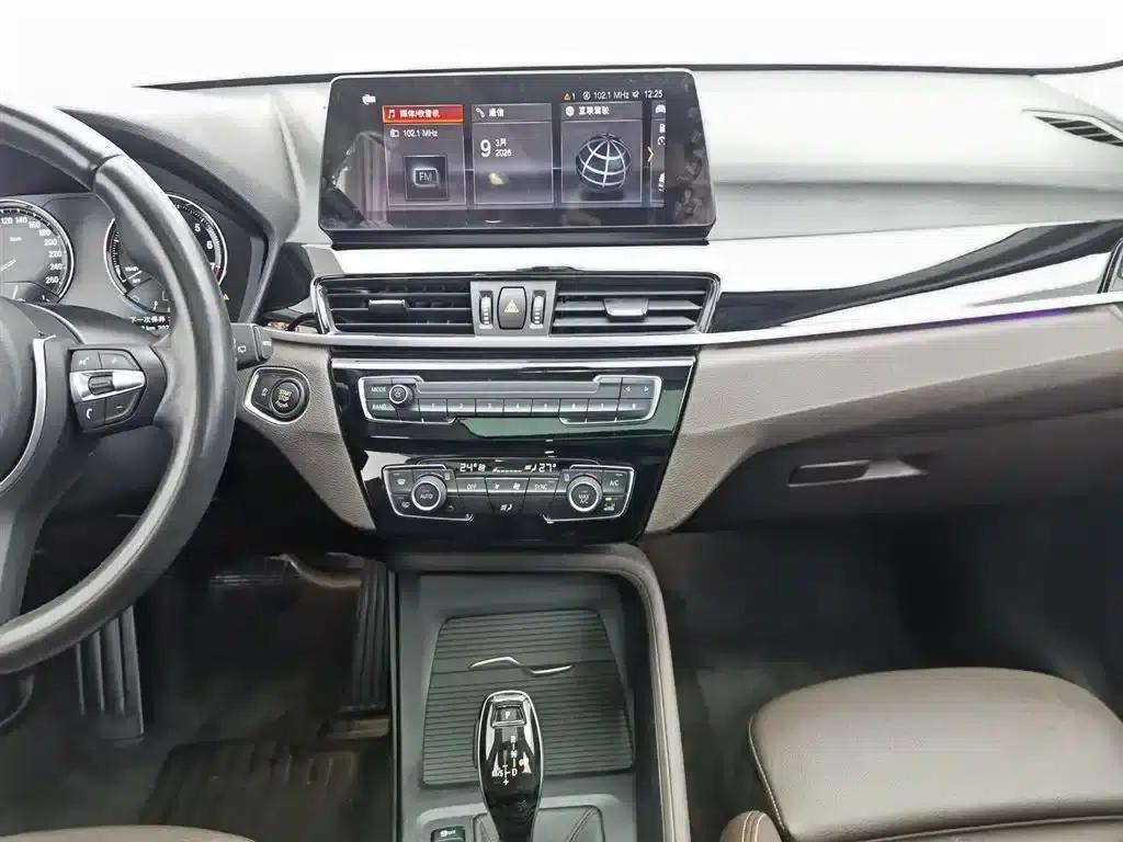 BMW X1 2021 Facelift sDrive25Li Leading Edition — миниатюра 12