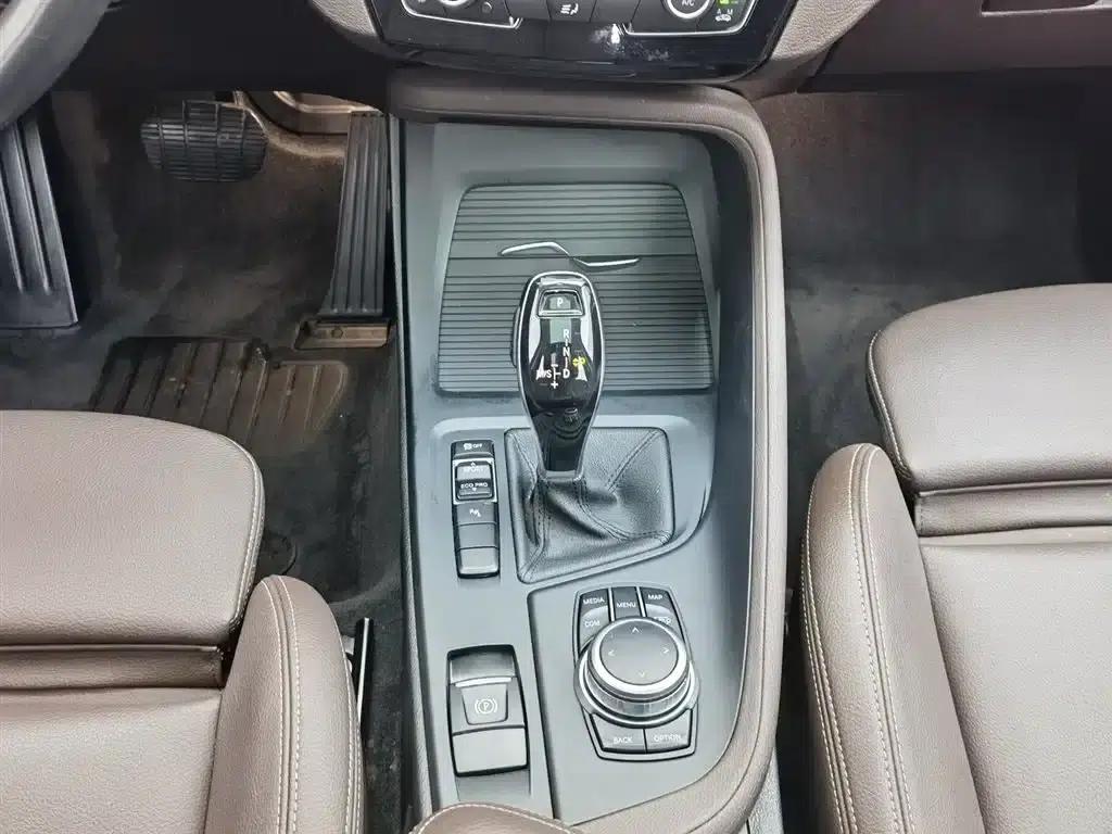 BMW X1 2021 Facelift sDrive25Li Leading Edition — миниатюра 13