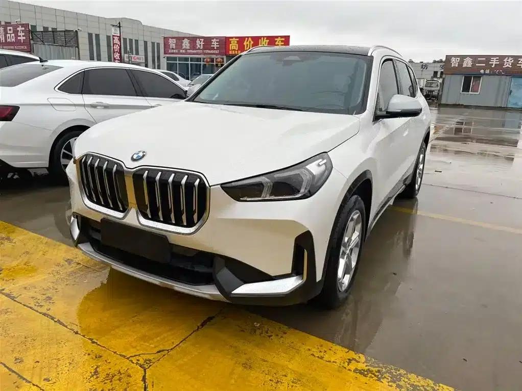 2023 BMW X1 sDrive20Li X Design Package — миниатюра 1
